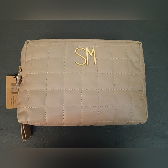 Steve Madden Taupe Quilted Cosmetic Case - Picture 1 of 10